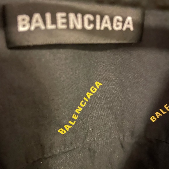 BALENCIAGA Black /Gold Logo Cotton Button Down Short Sleeve Shirt - Picture 4 of 8
